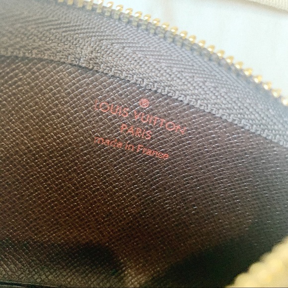 Louis Vuitton key cles - Picture 9 of 10